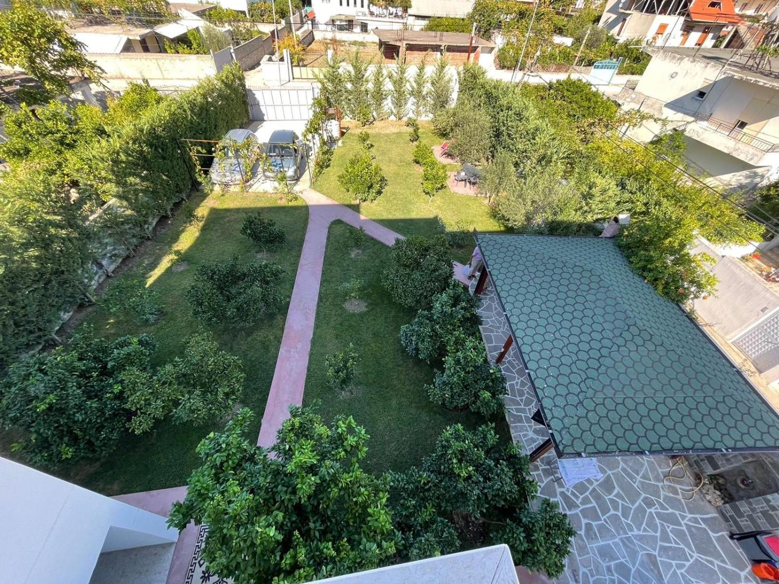 Hotel Vila C Plus Plus Berat Exteriör bild